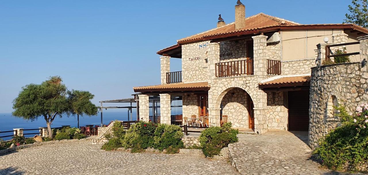 Orthoniaí Nireas : Stone Villa מראה חיצוני תמונה
