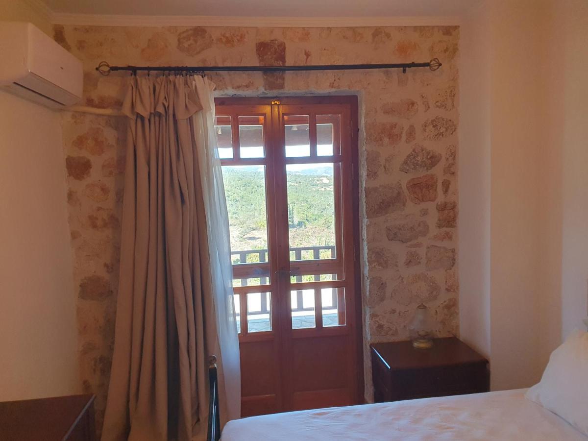 Orthoniaí Nireas : Stone Villa מראה חיצוני תמונה