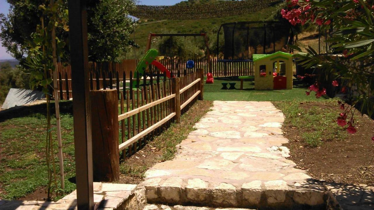 Orthoniaí Nireas : Stone Villa מראה חיצוני תמונה