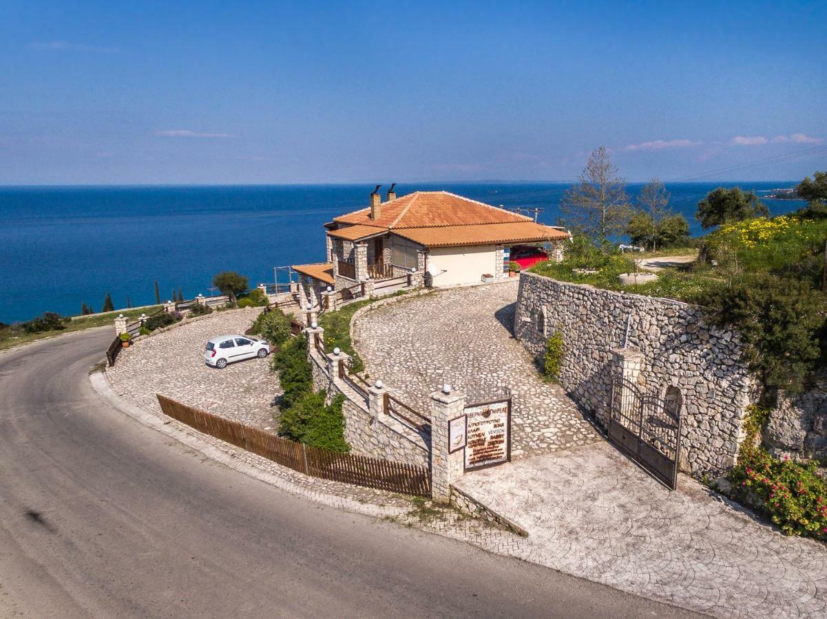 Orthoniaí Nireas : Stone Villa מראה חיצוני תמונה